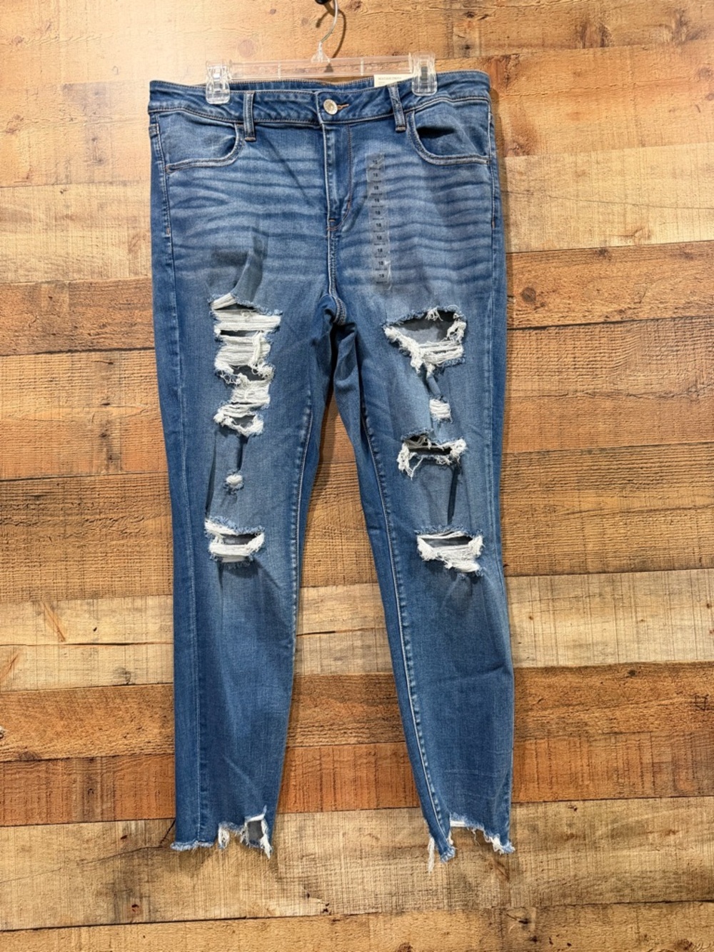 New With Tags American Eagle Indigo Shadow Destroyed Stretch Jeggings Size 18